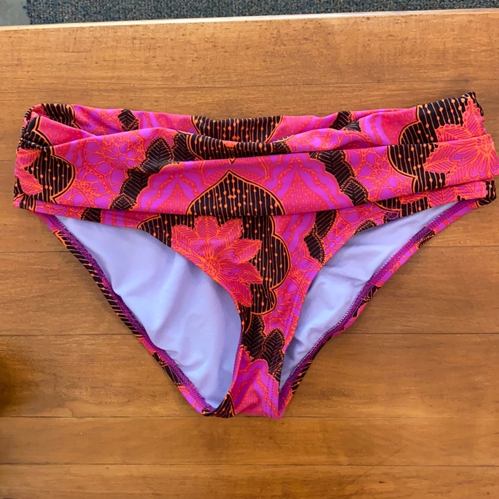 Prana Hot Pink print swimsuit bottoms, small